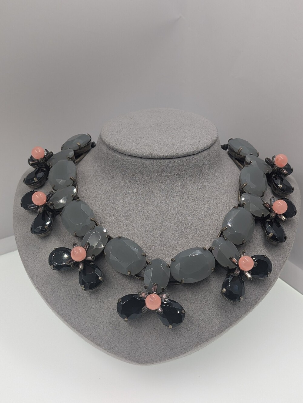 Signed J. Crew Floral Petal Statement Collar Necklace Grey Coral Brass 0502